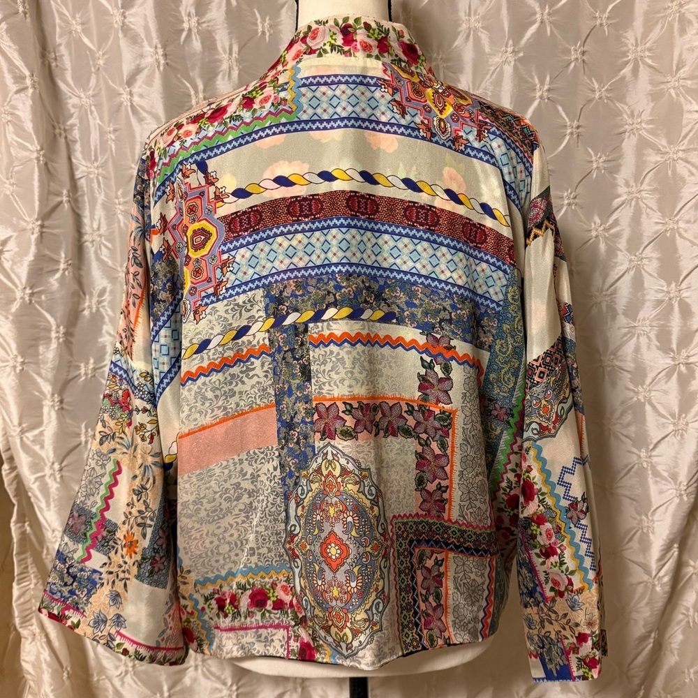 JOHNNY WAS Stano Makenna Reversible Silk Kimono Cardigan Black Floral Patchwork - Picture 4 of 15